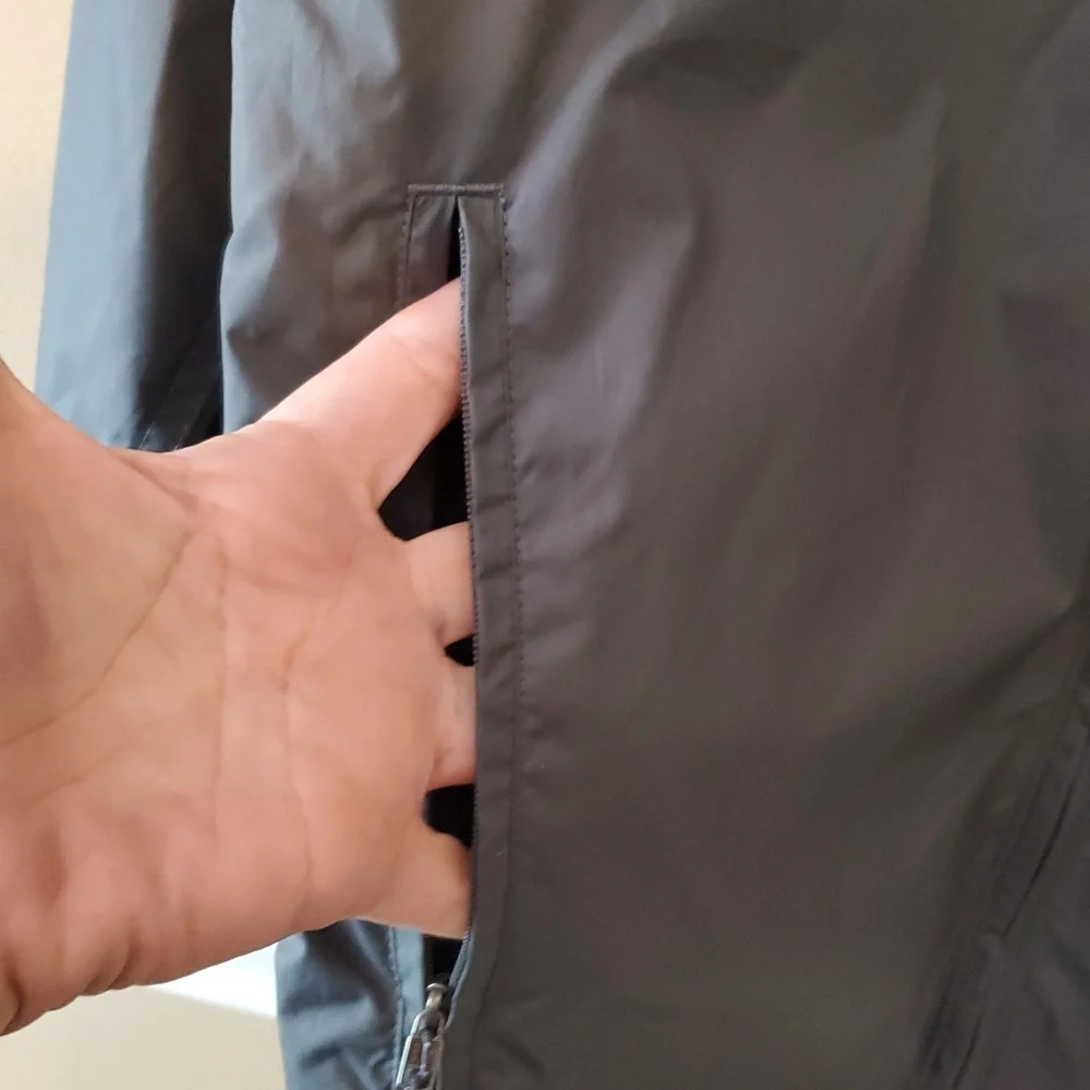 Patagonia Rain Jacket  Windbreaker Hooded Gray Full Zip Mens Size S - Picture 3 of 12